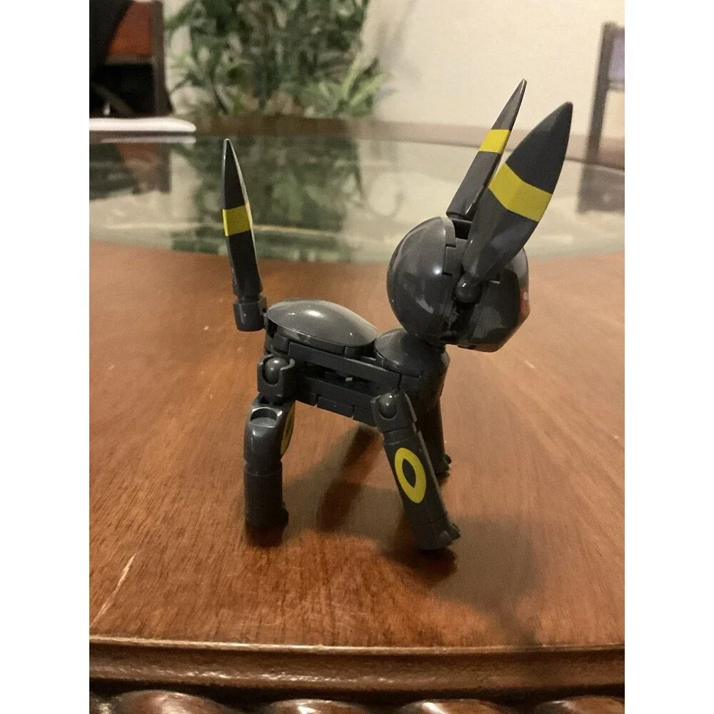 Mega Construx Pokémon Umbreon Figure Only Eevee Evolution Blocks Incomplete